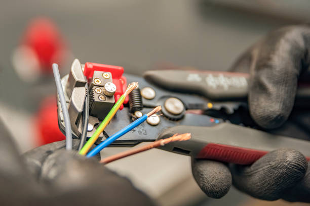 Best Electrical Installation Contractor  in Ocean Ridge, FL
